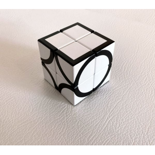 De-design cube