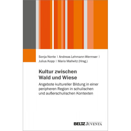 Kultur zwischen Wald und Wiese