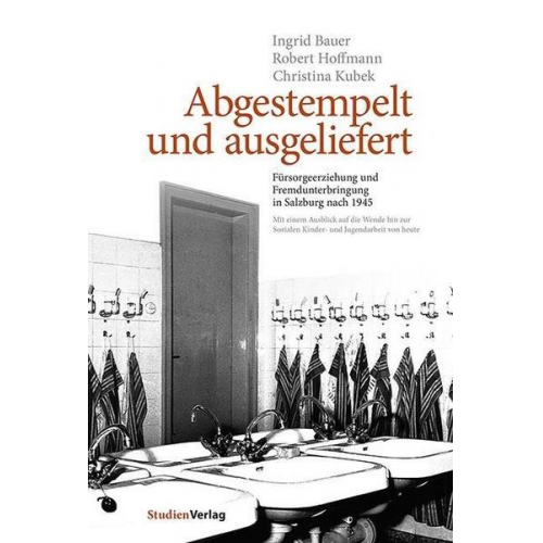 Ingrid Bauer & Robert Hoffmann & Christina Kubek - Abgestempelt und ausgeliefert