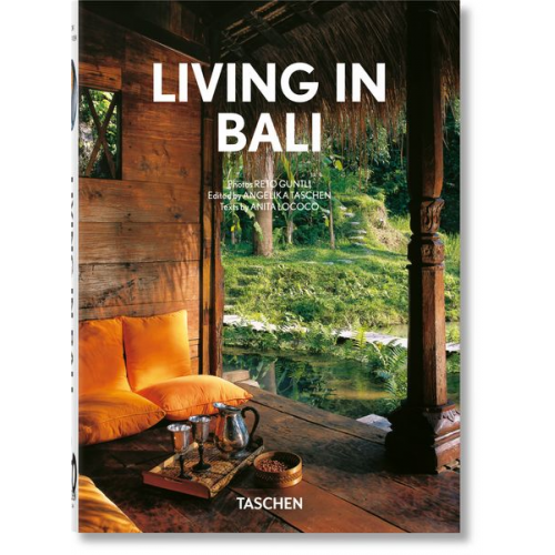 Anita Lococo - Living in Bali. 40th Ed.