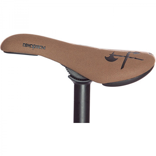 Demolition seat axes embossed logo slim braun