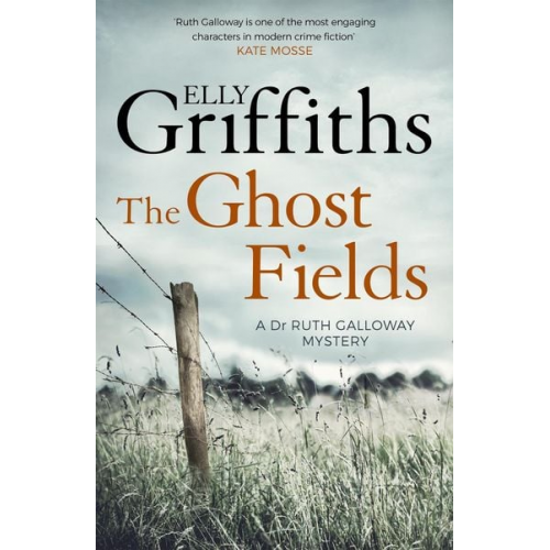 Elly Griffiths - The Ghost Fields