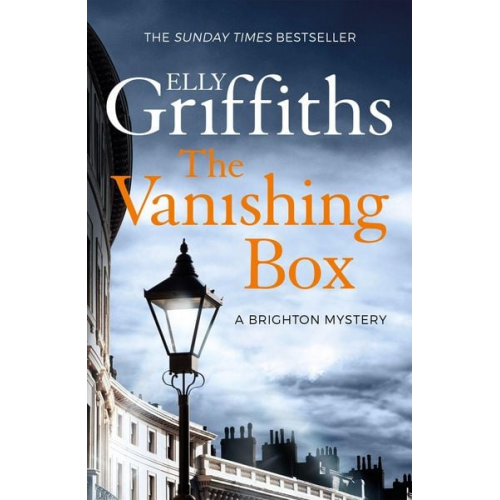 Elly Griffiths - The Vanishing Box