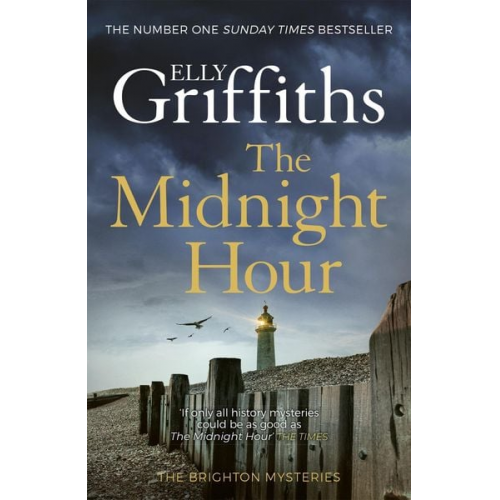 Elly Griffiths - Griffiths, E: Midnight Hour