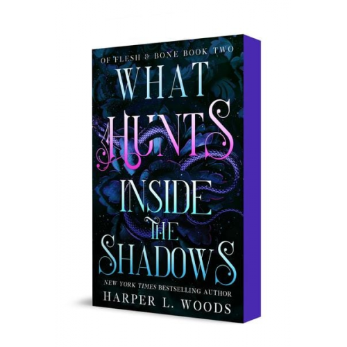 Harper L. Woods - What Hunts Inside the Shadows