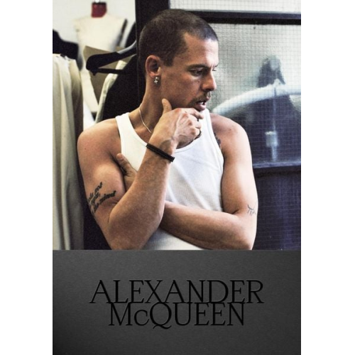 Editors of Createur Magazine - Alexander McQueen